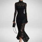 Leonor | Vestido maxi preto de renda.