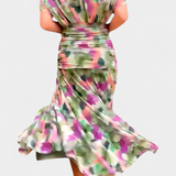 Helena - Vestido longo floral com decote em V