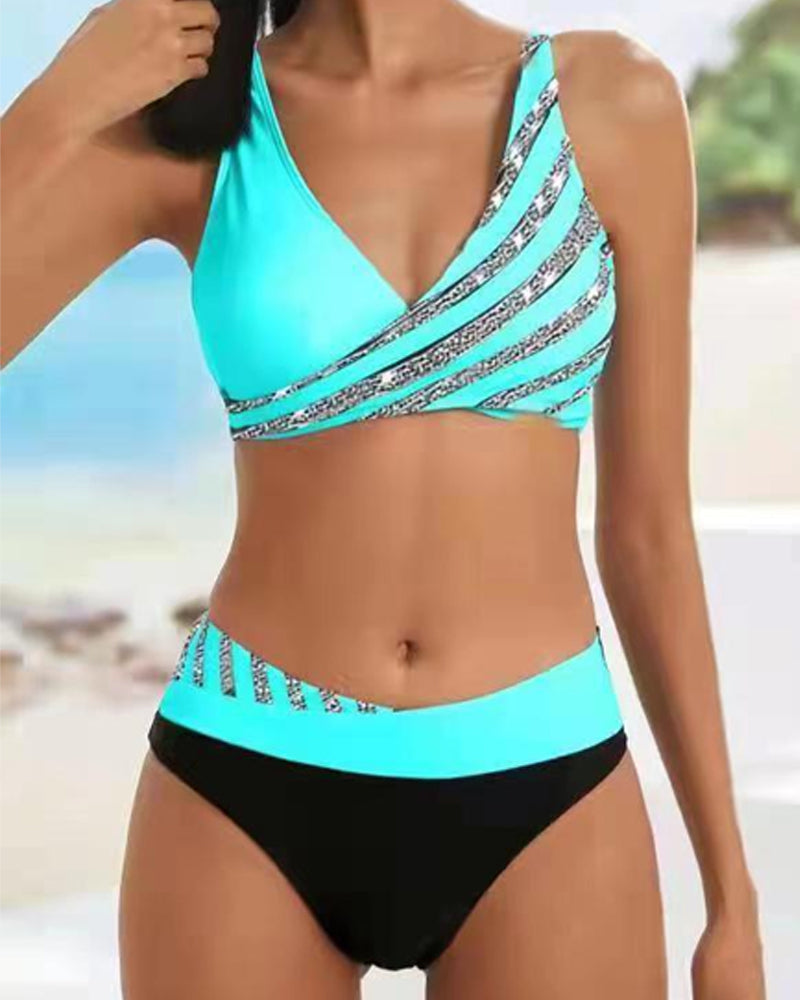 Mona Bikini