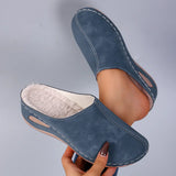 Marta | Pantufas ortopédicas que oferecem conforto diário e um estilo atemporal.