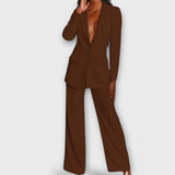 Amelia - Fato Feminino Elegante - Ines Braga