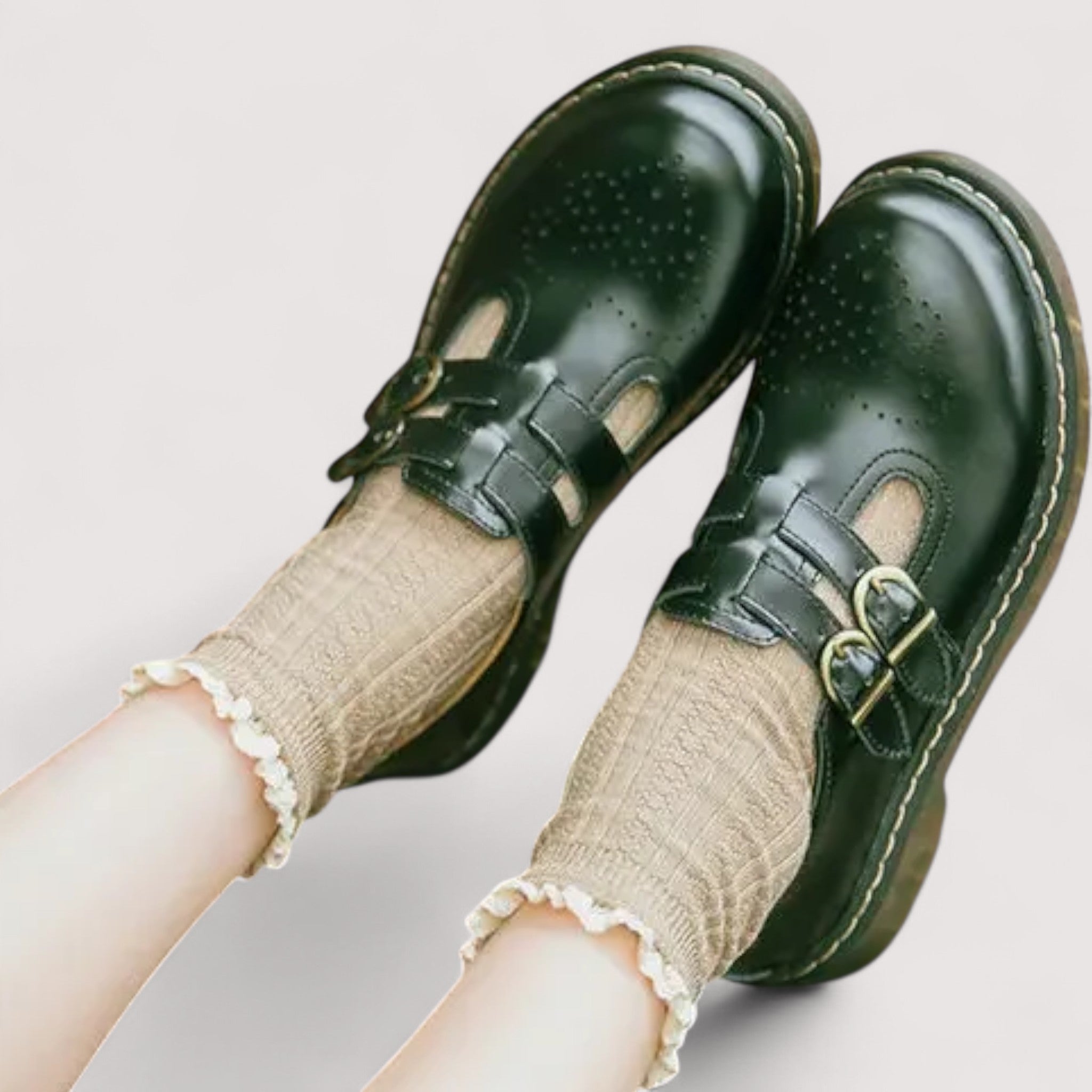 Aurora - Sapatos Retrô e Elegantes - Ines Braga