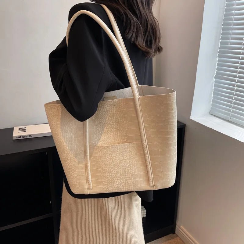 Betina | Bolsa Ombro em Couro Crocodilo Elegante e Versátil - Ines Braga