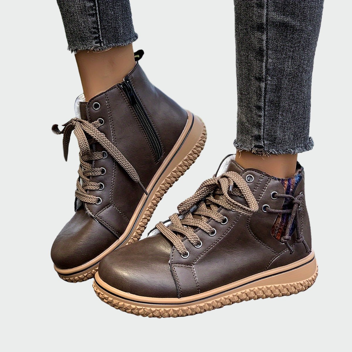 Botas de couro ortopédicas de cano baixo - Ines Braga
