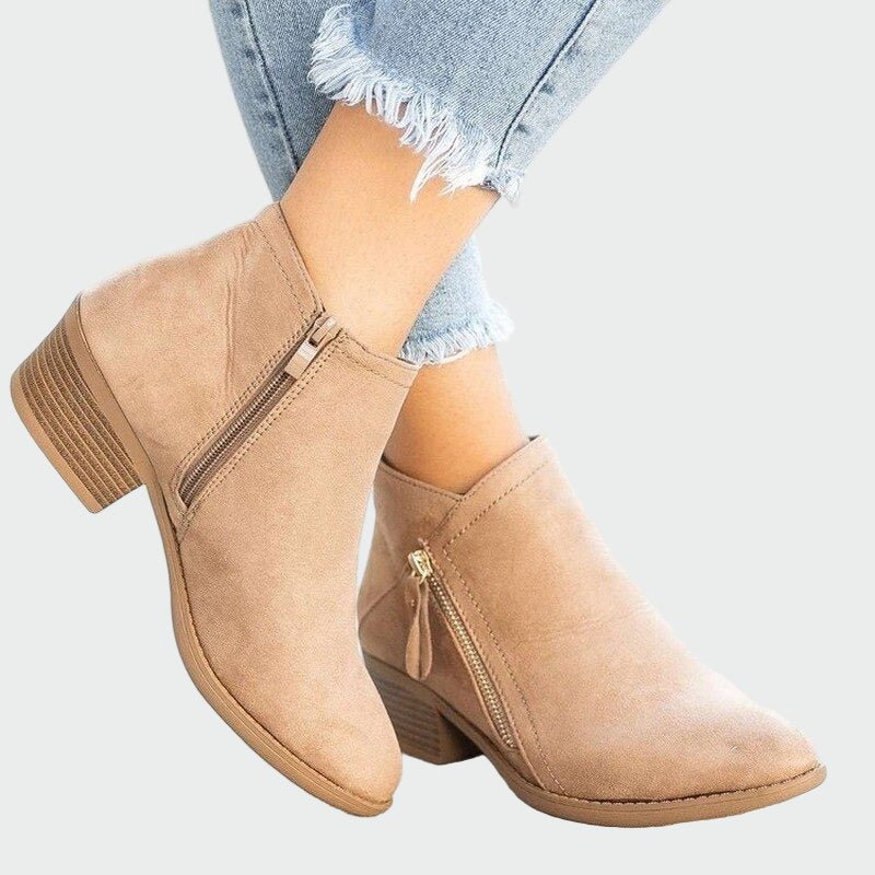Botas de couro ortopédicas premium com salto para o inverno - Ines Braga