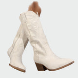 Botas ocidentais bordadas e elegantes - Ines Braga