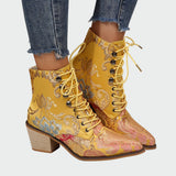 Botins de couro com flores - Ines Braga
