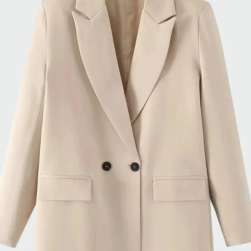 Casaco Oversized com Linha Moderna - Ines Braga