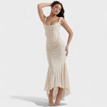 Cesca - Vestido de silhueta escultural - Ines Braga
