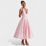 Effie - Vestido midi texturado com decote V - Ines Braga