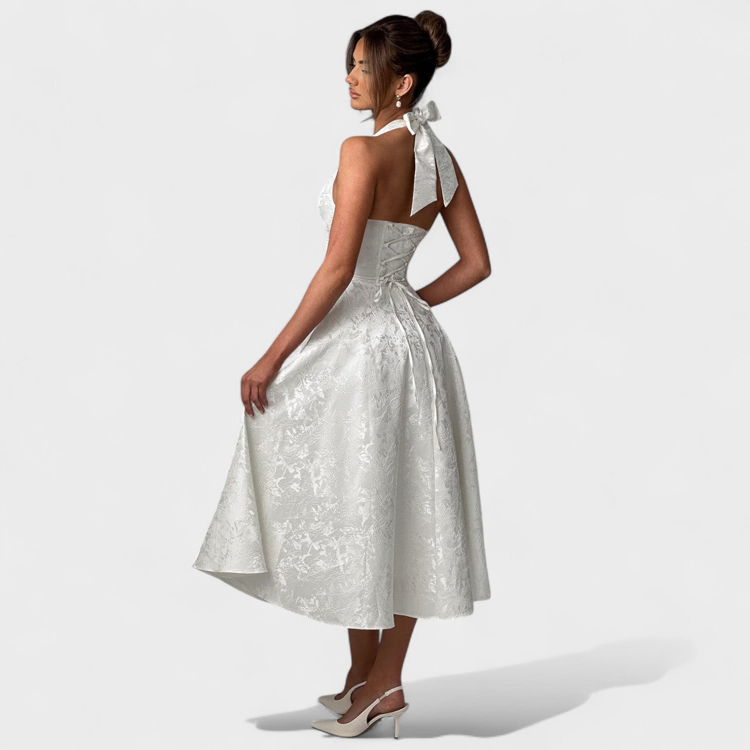 Effie - Vestido midi texturado com decote V - Ines Braga