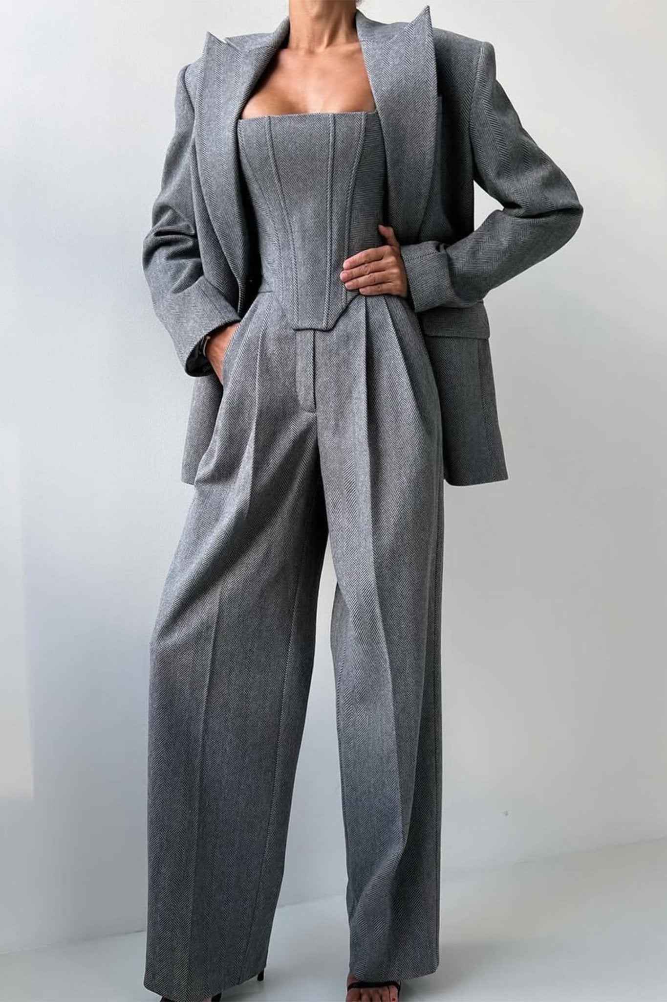 Elegance - Conjunto de três peças com blazer trespassado