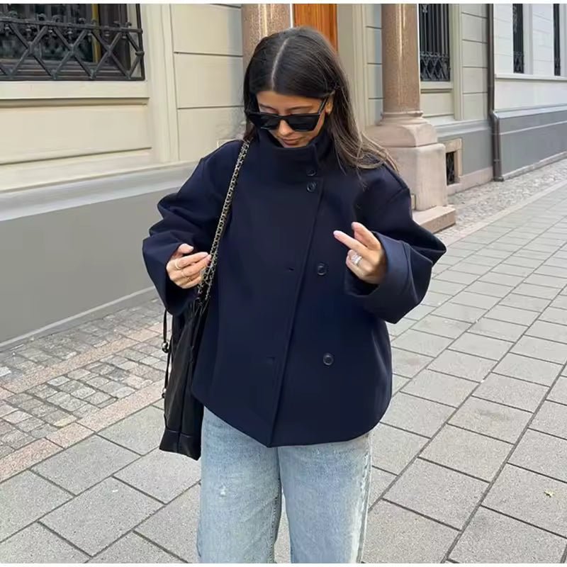 Elise | Casaco Curto Luxuoso de Duplo Abotoamento - Ines Braga