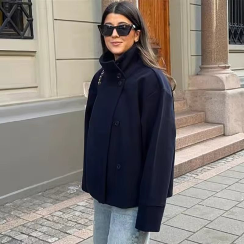 Elise | Casaco Curto Luxuoso de Duplo Abotoamento - Ines Braga