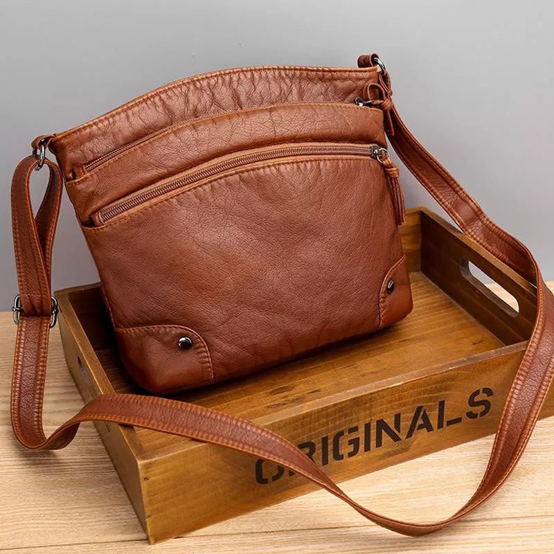 Freya | Bolsa de Ombro em Couro Legítimo com Conforto - Ines Braga