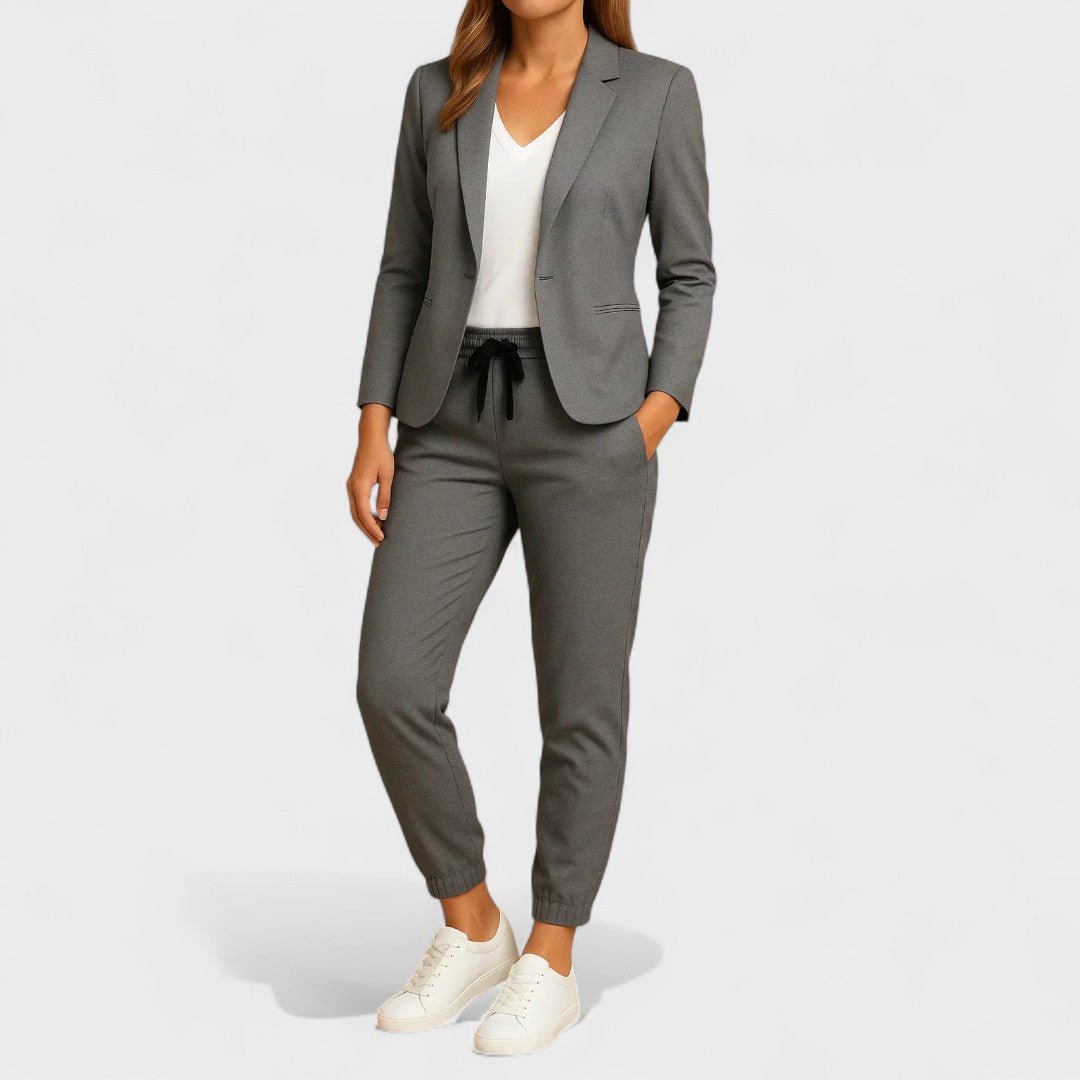 Gabriela - Conjunto Elegante com Casaco e Calças - Ines Braga