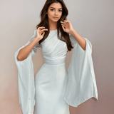 Isabela | Vestido Longo de Cetim Modesto com Mangas Abertas - Ines Braga