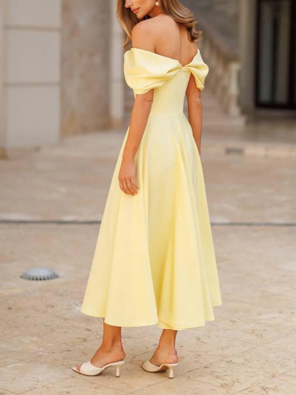 Isadora | Vestido Maxi Elegante com Ombros À Mostra e Drapeado - Ines Braga