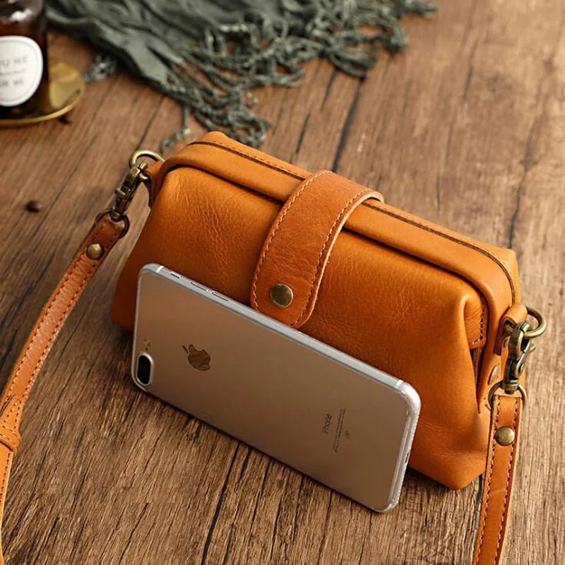Ivy | Mini Bolsa Transversal de Couro Sintético Versátil - Ines Braga