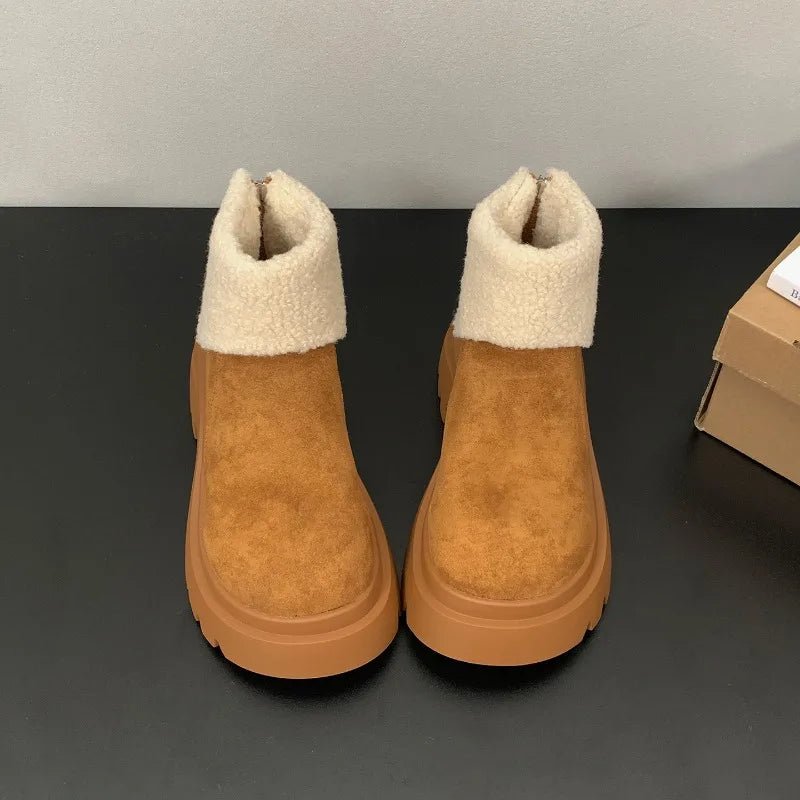 Jazmin | Plataforma grossa e design minimalista para um inverno com estilo - Ines Braga