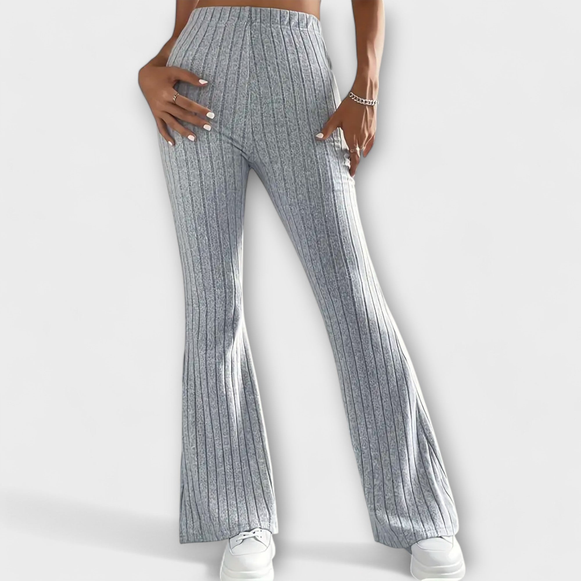 Jennifer - Calças largas com estilo - Ines Braga