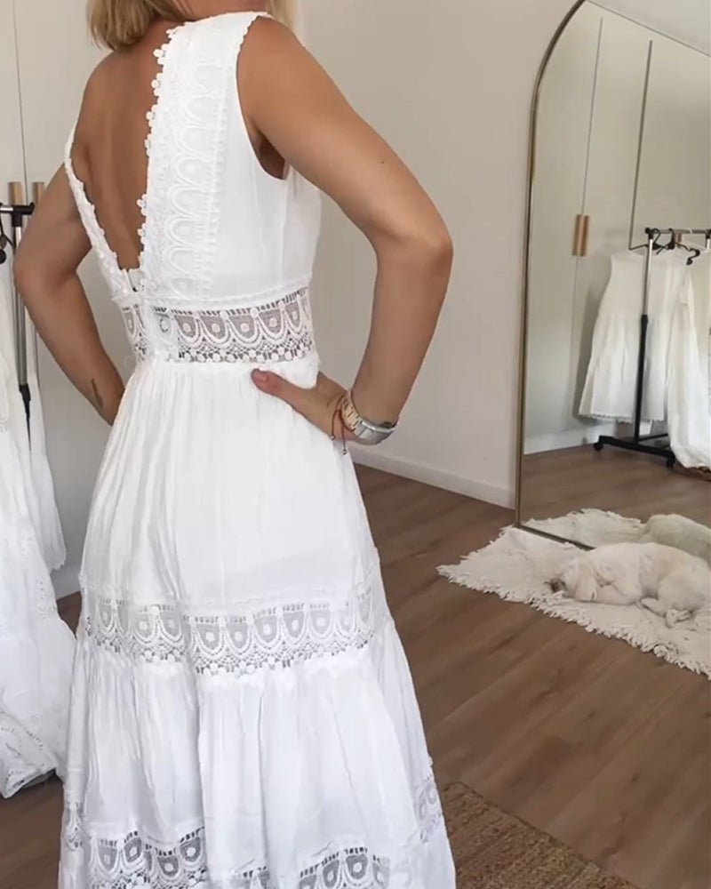 Kim | Vestido em Renda com Decote em V - Ines Braga