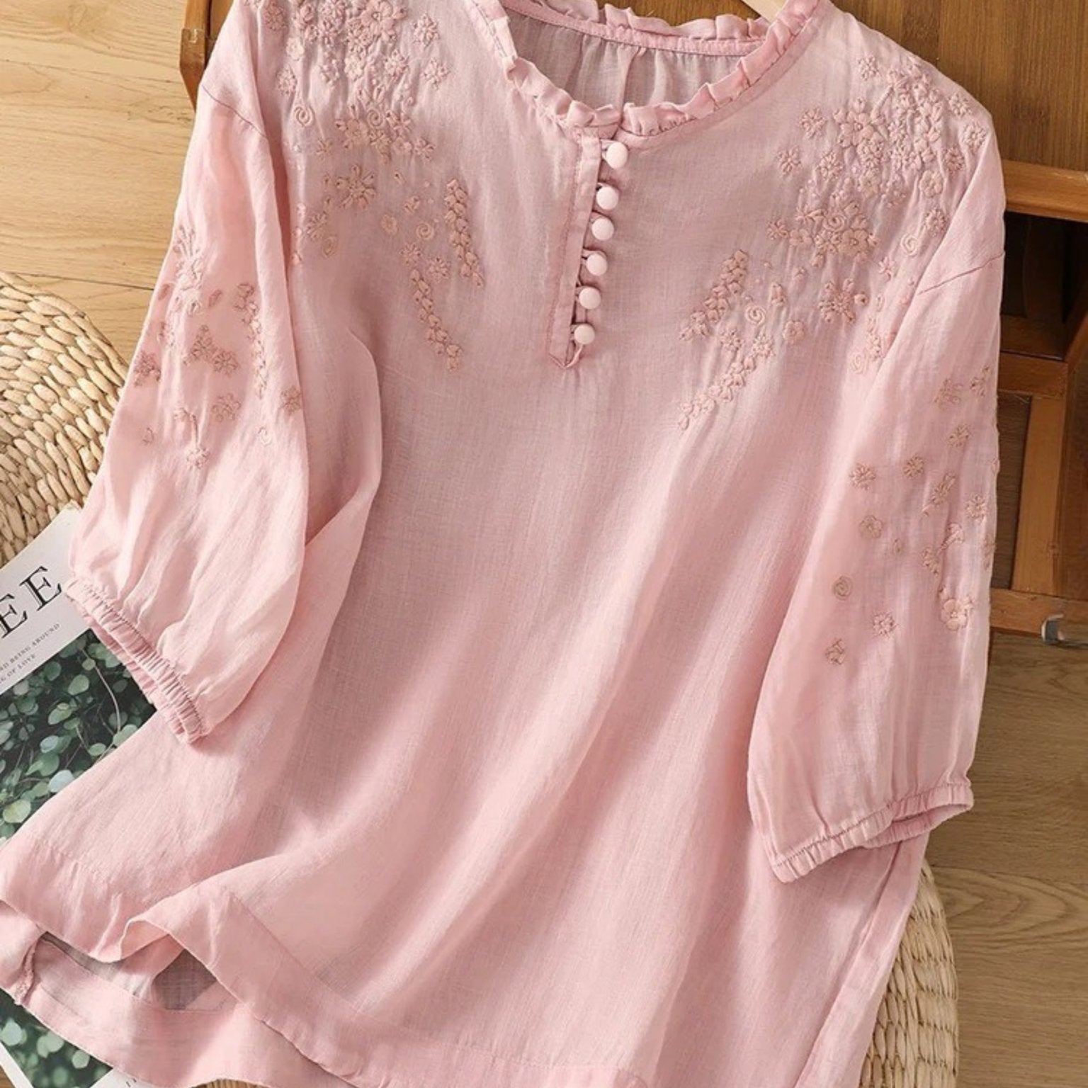 Kissina | Blusa de Algodão e Linho Bordada - Ines Braga