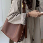 Lena | Bolsa Ombro Compacta Espaçosa Prática Elegante - Ines Braga