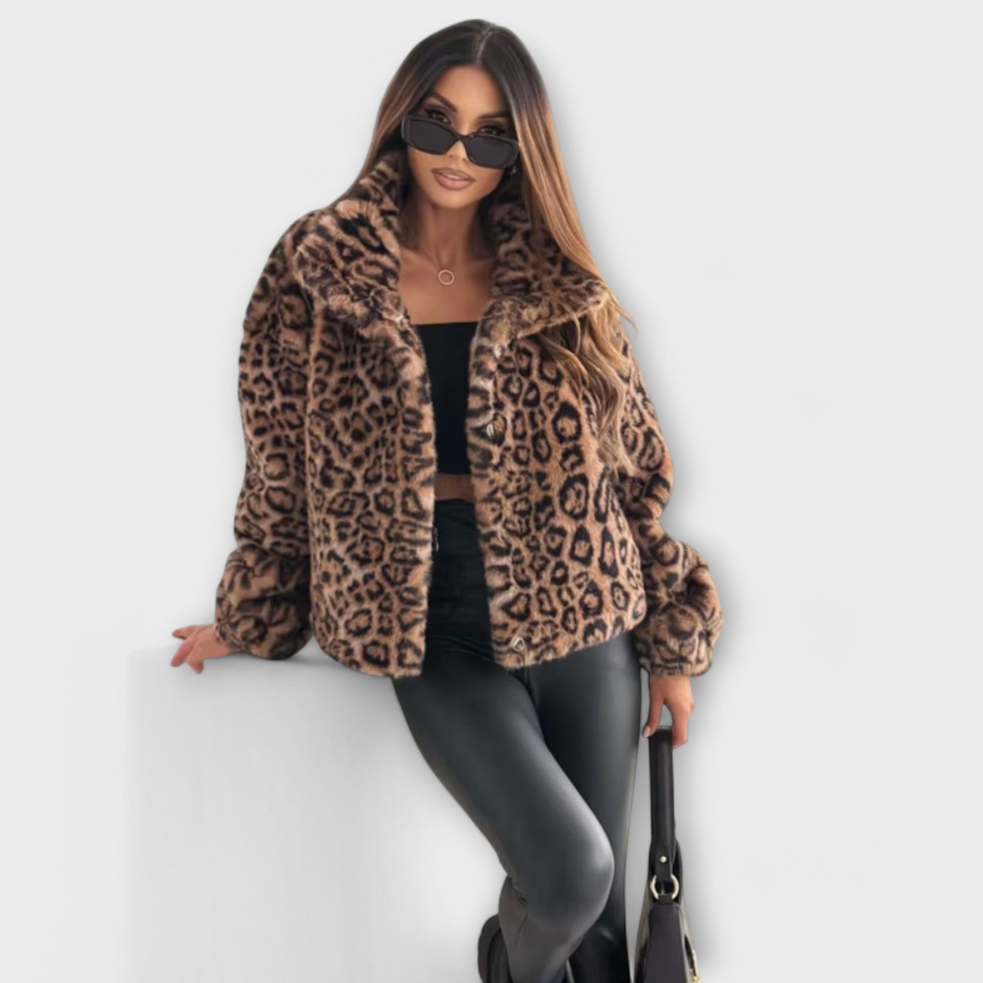 Leonor - Casaco de Leopardo - Ines Braga