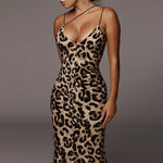 Leopardo | Vestido Justo Sexy com Estampa de Leopardo e Alças Finas - Ines Braga