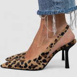 Liorina | Escarpins cáqui com estampado de leopardo e biqueira pontiaguda - Ines Braga