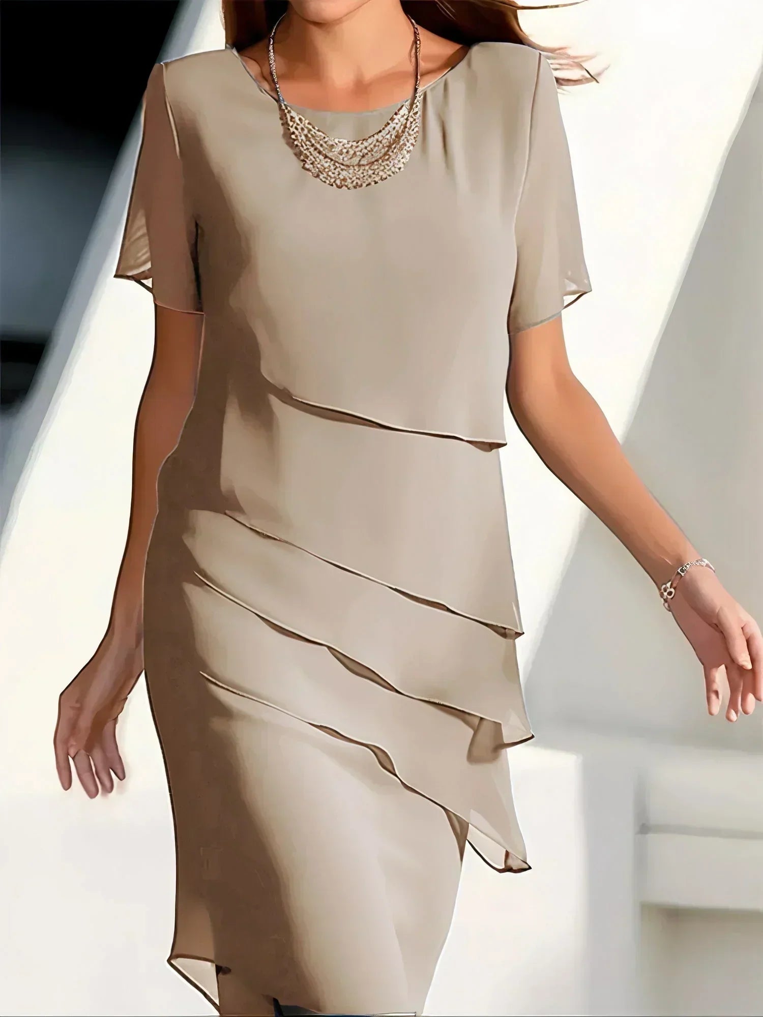 Lívia | O Vestido Que Destaca A Sua Beleza Natural Com Estilo - Ines Braga