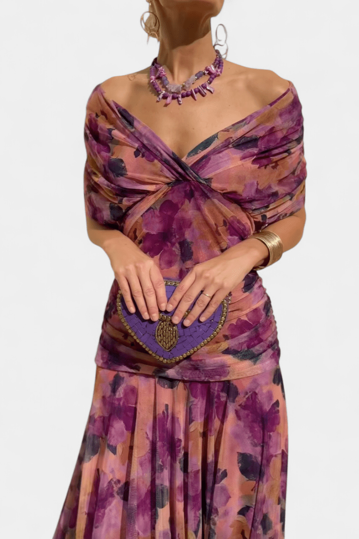 Luana® | Vestido elegante com decote em V - Ines Braga