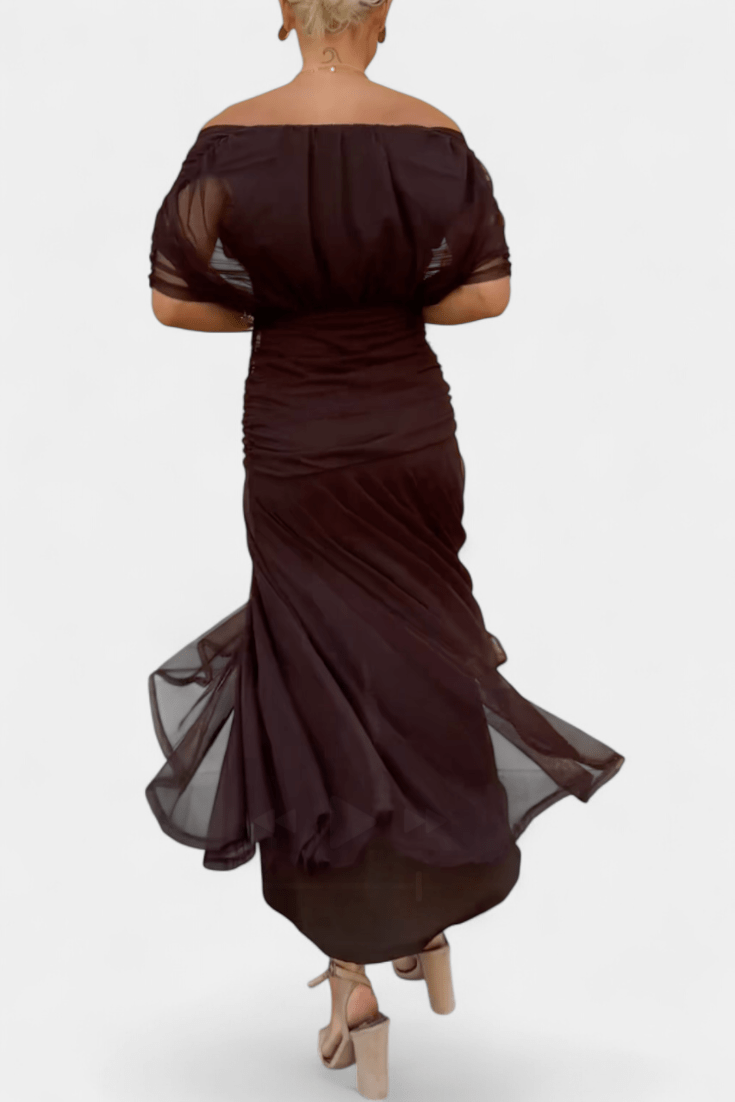 Luana® | Vestido elegante com decote em V - Ines Braga