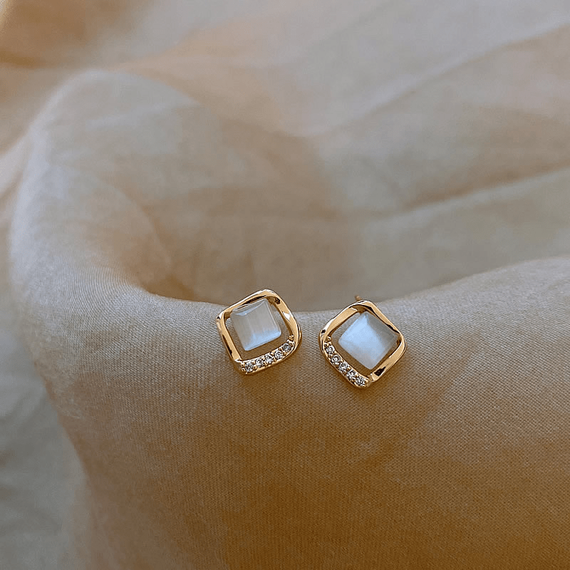 Luna | Brincos com Cristal Lunar - Ines Braga