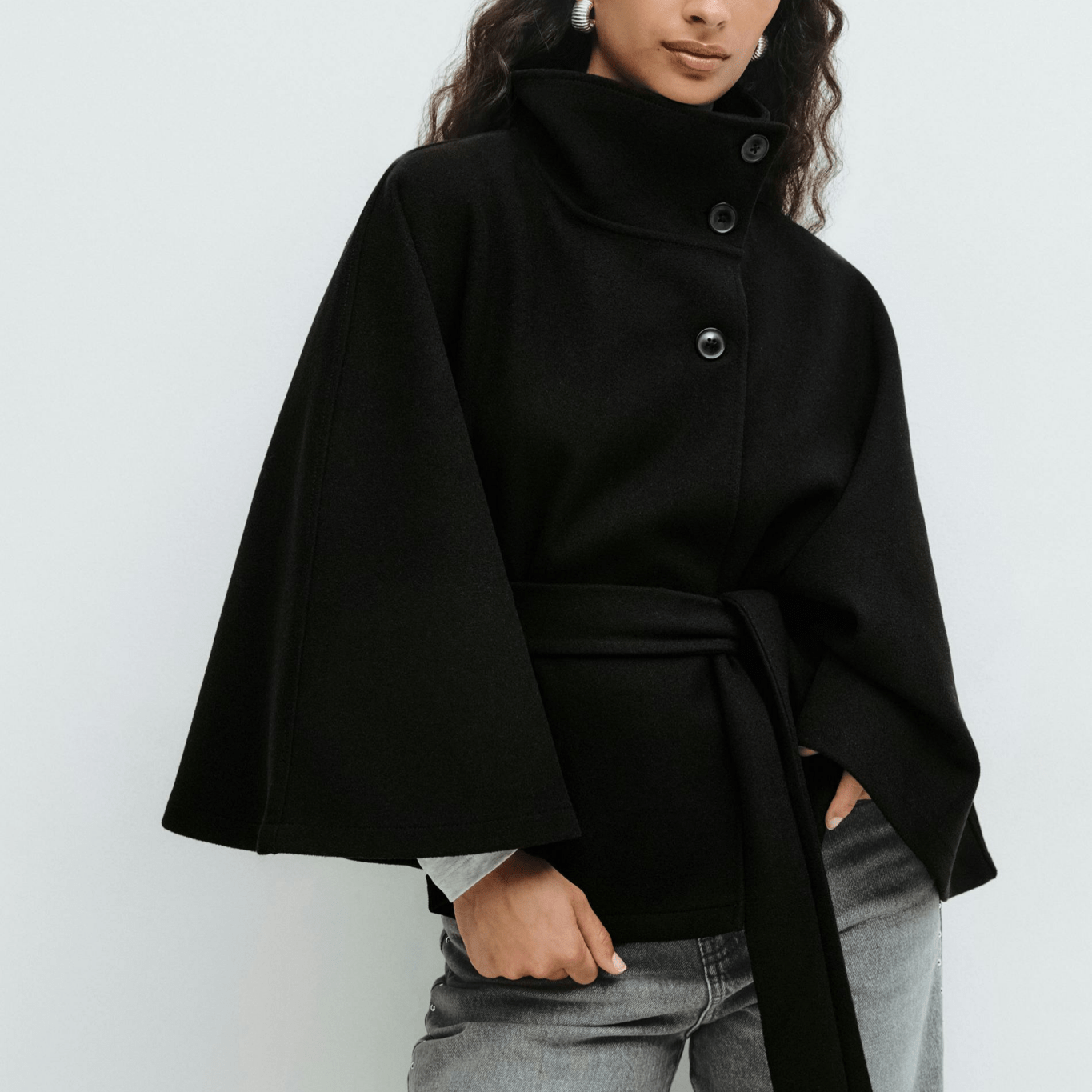 Lusana - Casaco elegante com cinto - Ines Braga