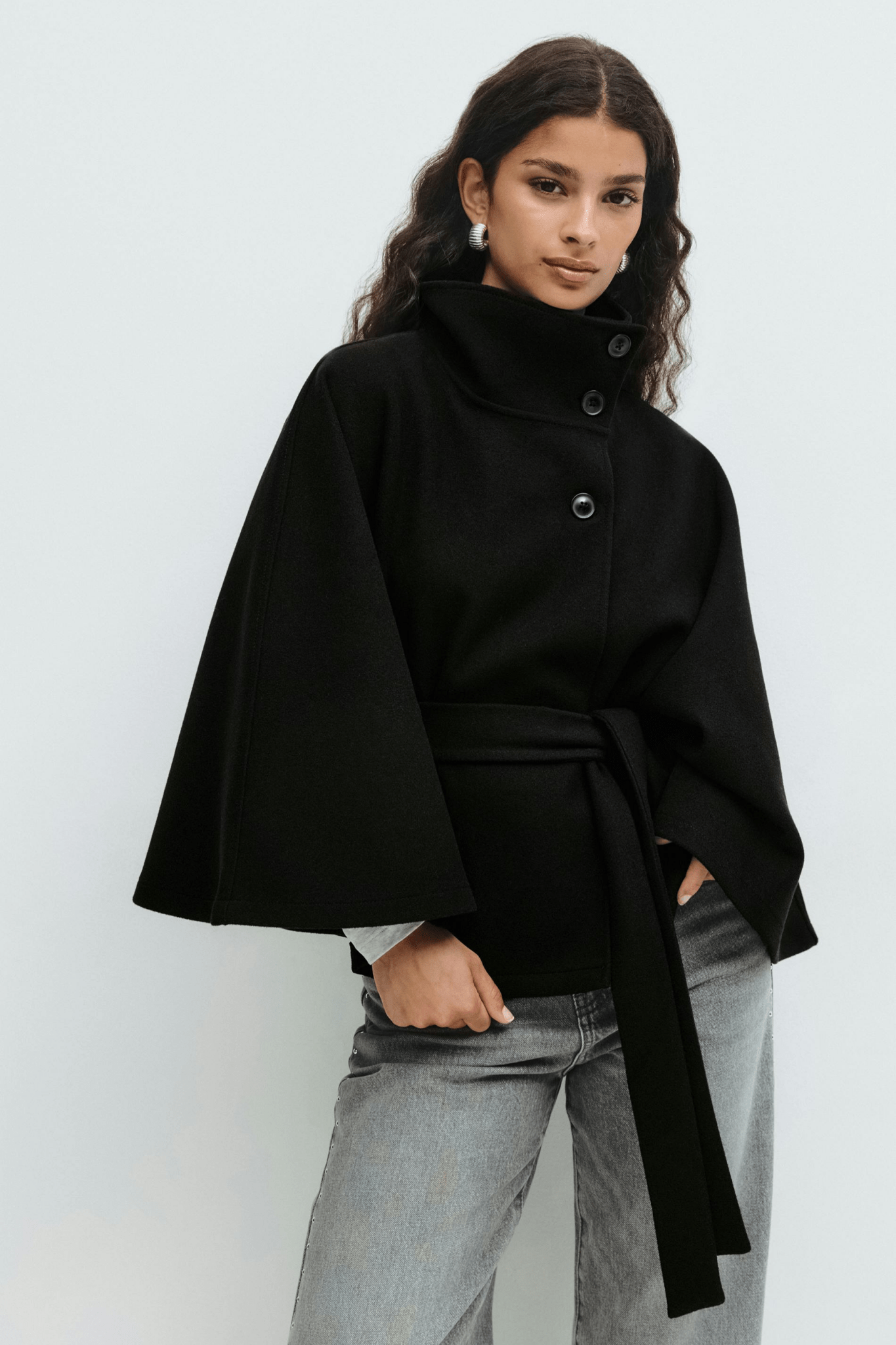 Lusana - Casaco elegante com cinto - Ines Braga