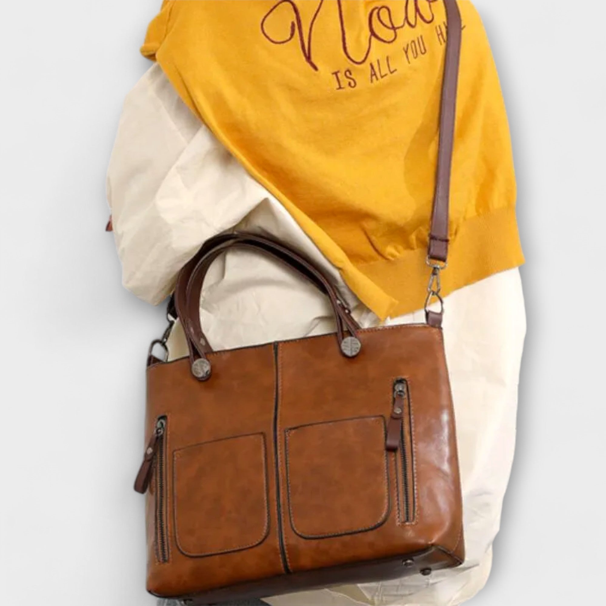 Maria. - Bolsa de couro elegante - Ines Braga
