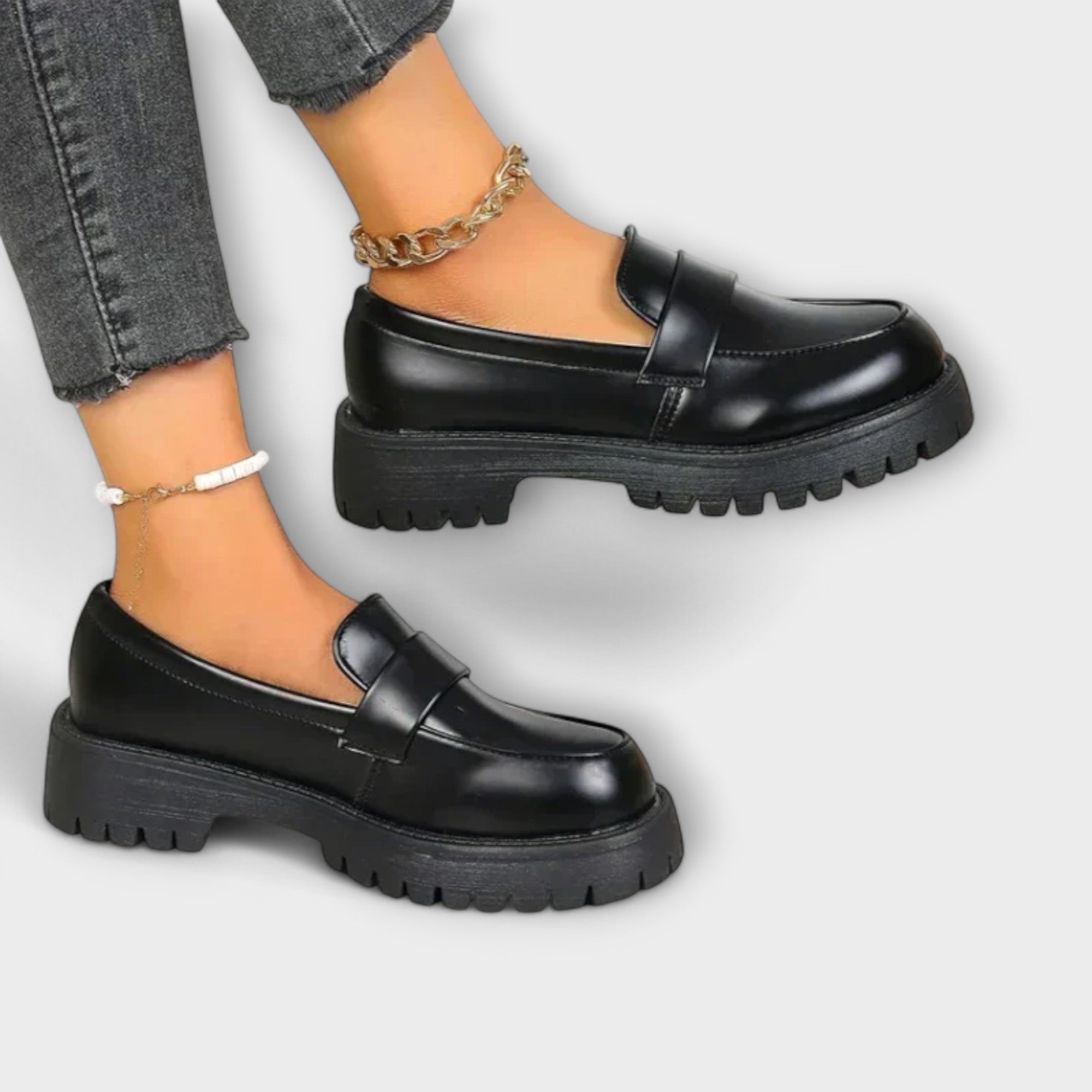 Mocassins Femininos com Design Ortopédico e Saltos em Cetim - Ines Braga