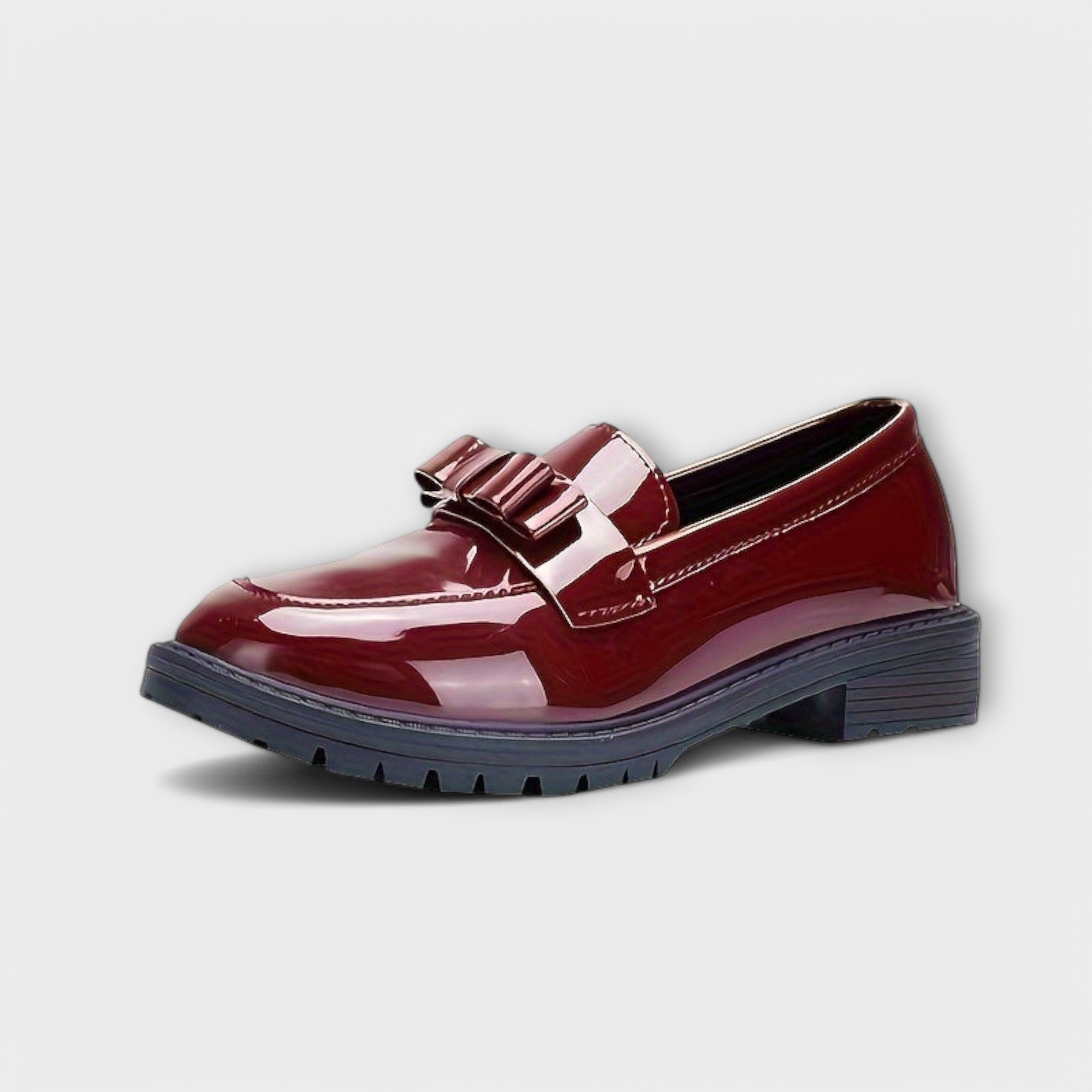 Mocassins Femininos Pretos em Verniz com Laço - Ines Braga