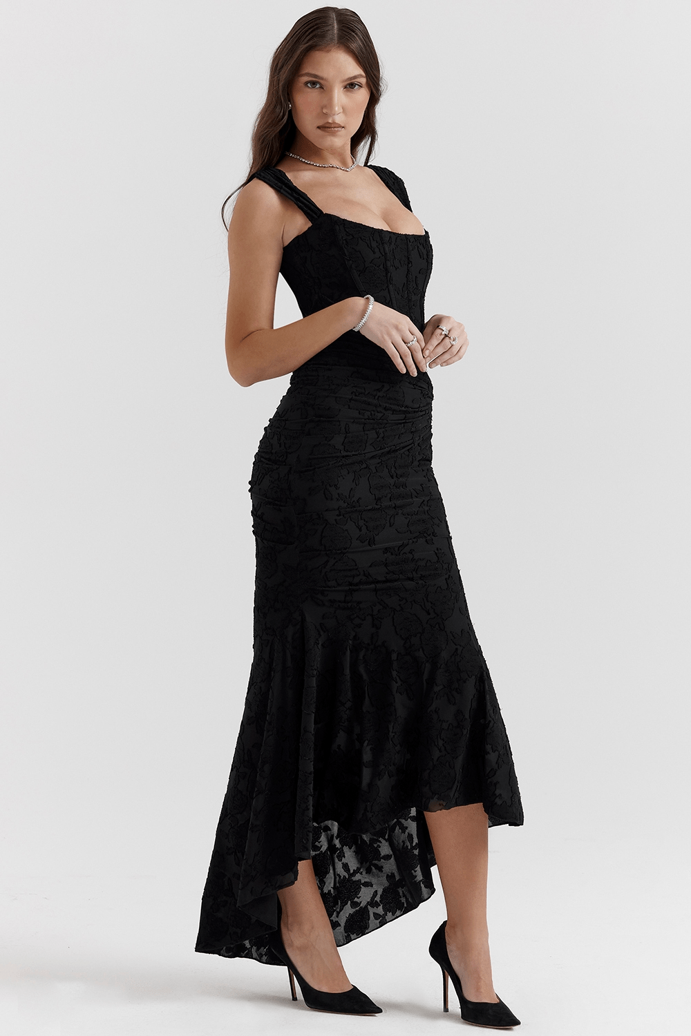 Nalina™ | Vestido Maxi – Elegância em Cada Detalhe - Ines Braga