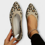 Paula - Sabrinas de renda com estampado de leopardo - Ines Braga