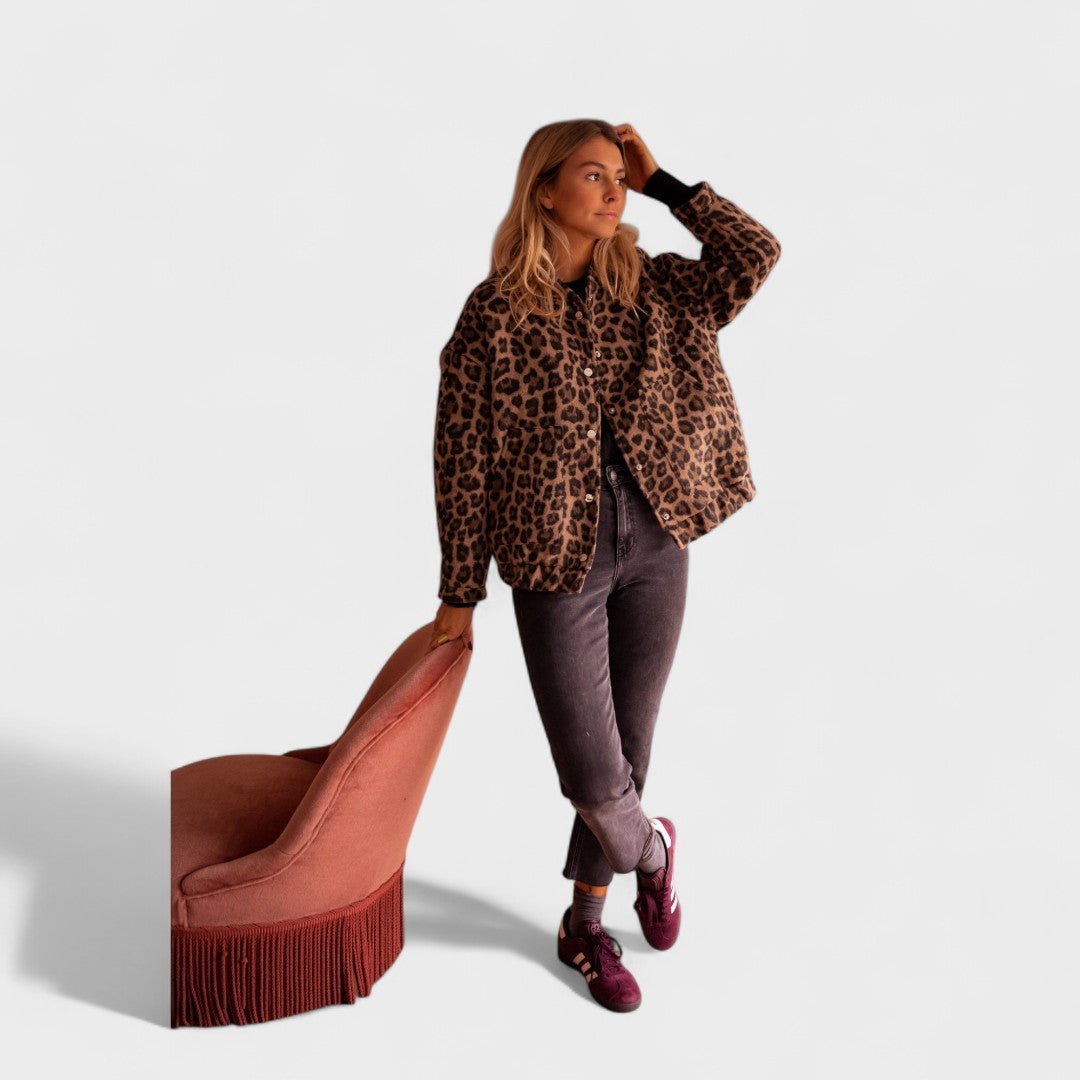 Rosa - Casaco moderno com padrão leopardo - Ines Braga