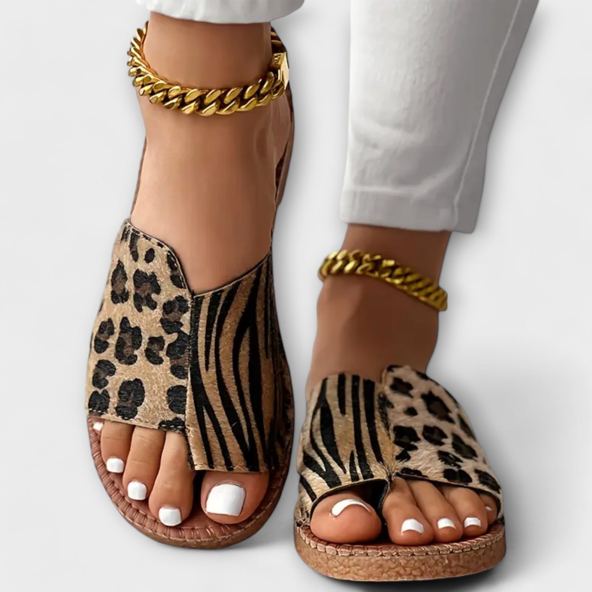 Tareyja - Sandálias bicolores com estampado de leopardo - Ines Braga