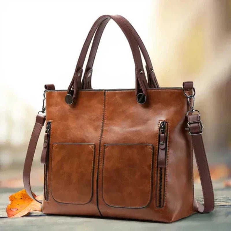 Thalia | Bolsa de Maquiagem em Couro com Amplo Espaço - Ines Braga