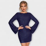 Vestido de lantejoulas com costas abertas e mangas compridas - Ines Braga