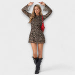 Vestido de malha com estampado de leopardo e mangas largas - Ines Braga