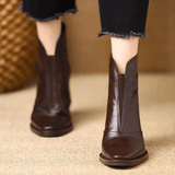 Helena™ | Botas de cano curto de luxo com salto médio