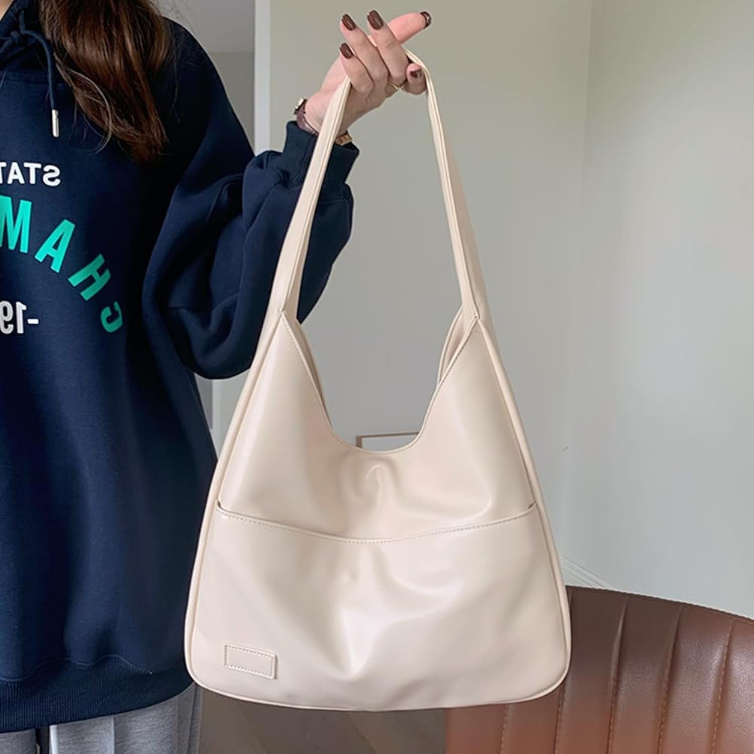 Zoe | Bolsa Diária Essencial Espaçosa e Leve para Notebook - Ines Braga